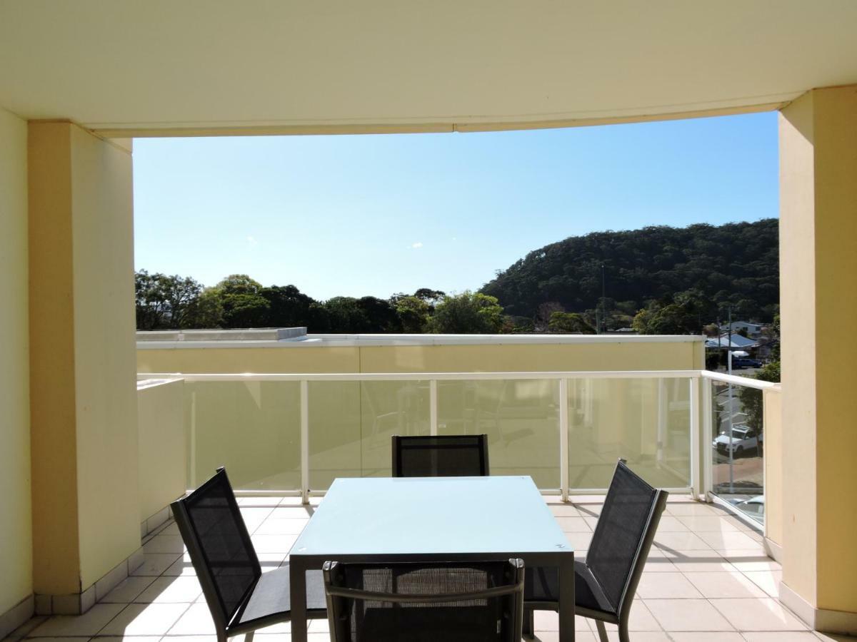 Base Holidays - Ettalong Beach Premium Apartments Экстерьер фото